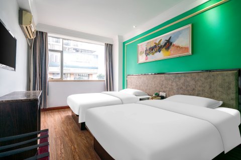 梧州伯豪酒店(中山路骑楼小吃街店)