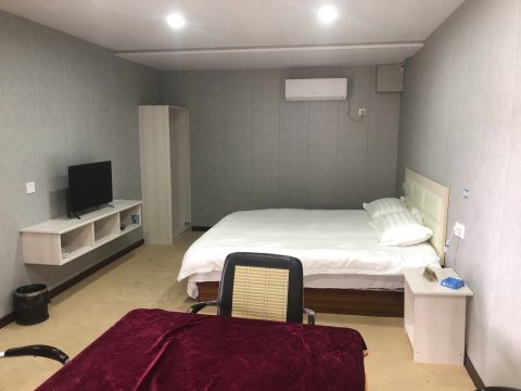 花栎木店驿站酒店