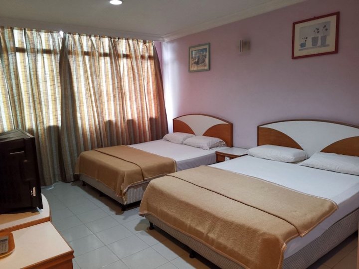 印德拉普拉酒店(Hotel Inderapura)