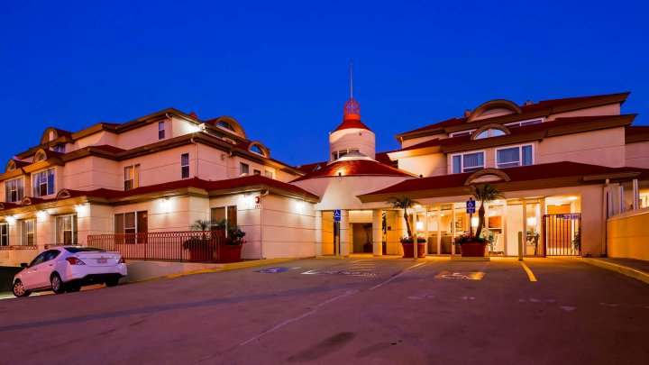科罗拉多岛贝斯特韦斯特优质套房酒店(Best Western Plus Suites Hotel Coronado Island)