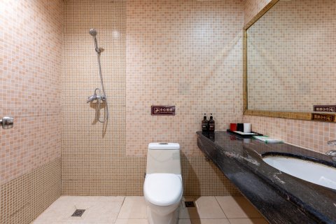 永生现代宾馆(高安长途汽车站鹏泰百货店)