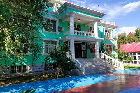 布尔津静逸时光民宿(俄罗斯风情街店)