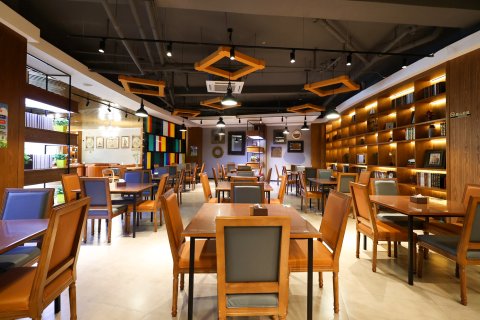 喆啡酒店(银川国际会展中心万达广场亲水大街店)