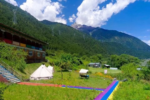 波密七彩行馆(古乡湖景区店)