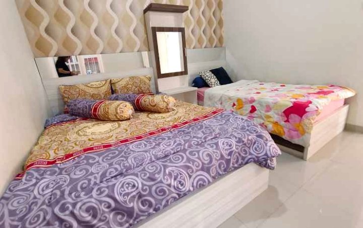 Full House 2 Bedroom at Villa Permata C10 by N2K