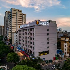 酒店头图