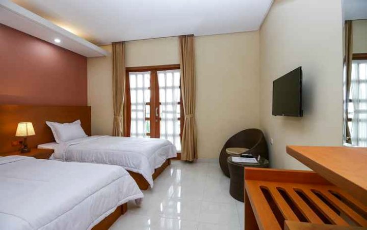 Jakarta 32 Family Homestay