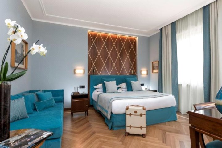 地中海贝托亚杰酒店(Bettoja Hotel Mediterraneo)
