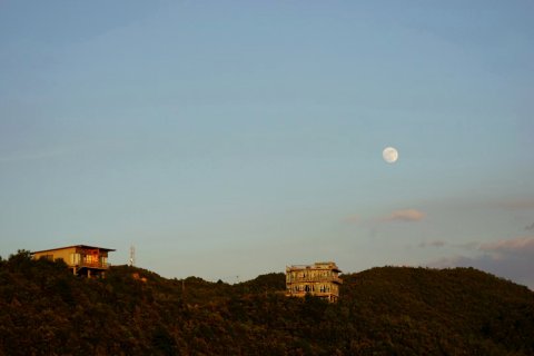 六盘水天空之恋·悬崖酒店