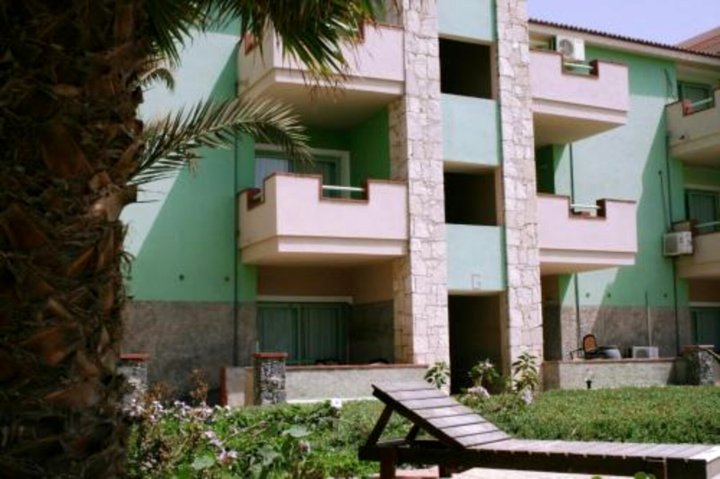 Djasal Moradias Apartment