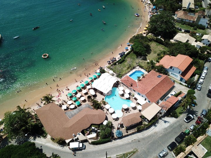 城市海滩 & 海滩俱乐部酒店(Hotel Ville La Plage & Beach Club)