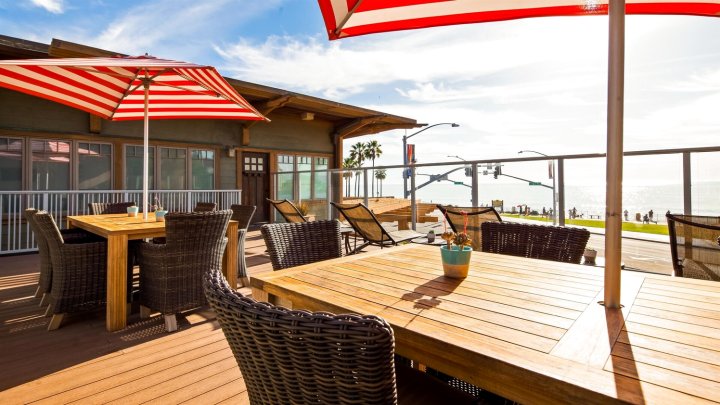 海滩景观贝斯特韦斯特酒店(Best Western Plus Beach View Lodge)