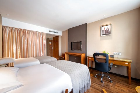 永生璞琚酒店(萍乡火车站绿茵广场店)