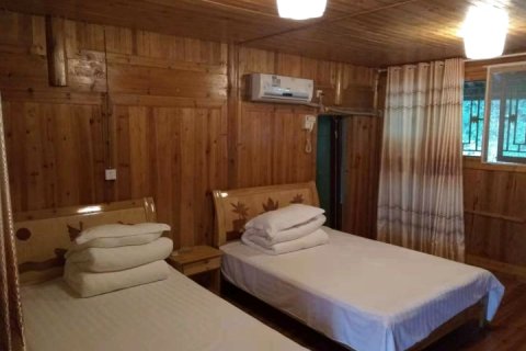 梵净山杜鹃山庄