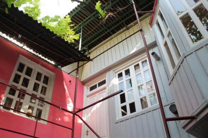 老城索洛拉吉旅舍(Hostel Old City Sololaki)