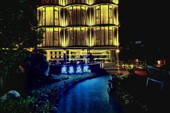 燕巢庭院酒店(杭州西湖虎跑路动物园店)