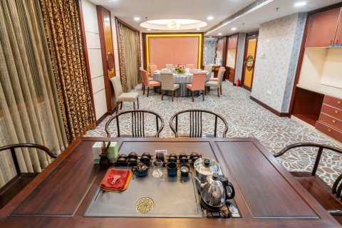 广州南方毅源大酒店(广州番禺长隆南村万博地铁站店)