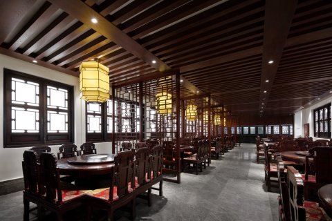 福泉平越驿站酒店