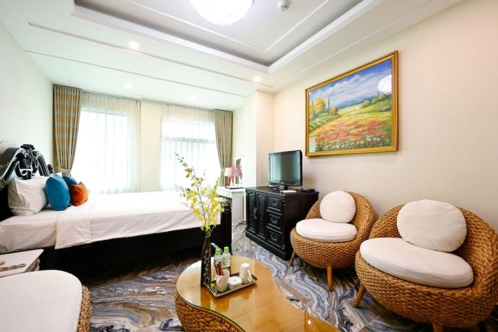 西贡河内酒店(Saigon Hanoi Hotel)