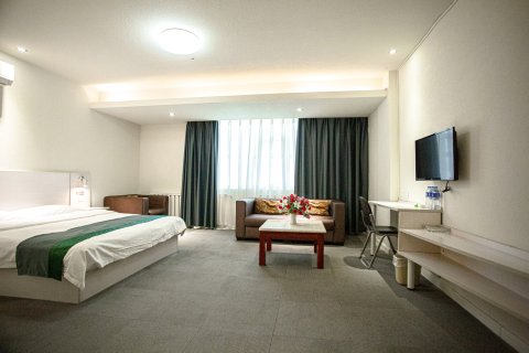 如家华驿精选酒店(平凉新民路店)