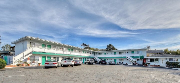 莫洛湾圣德派普尔旅馆(Morro Bay Sandpiper Inn)