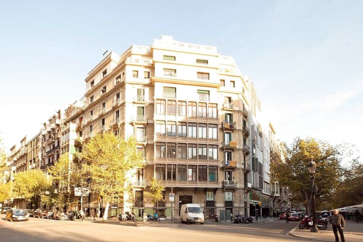 观赏巴塞罗那公寓酒店(Look Barcelona Apartments)