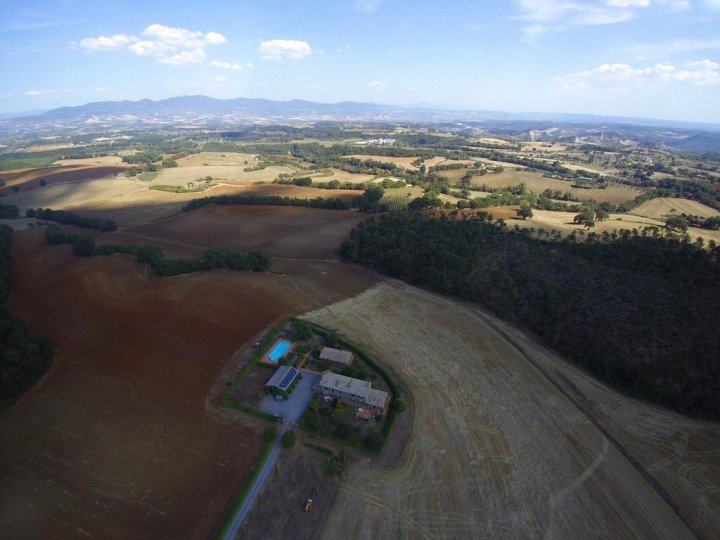 波里亚诺农庄酒店(Agriturismo Boriano)