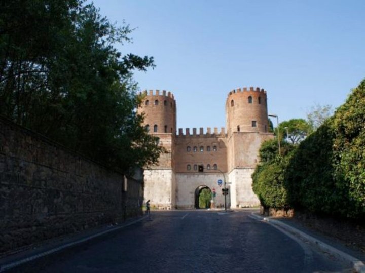 Letto e Latte Roma Guest House