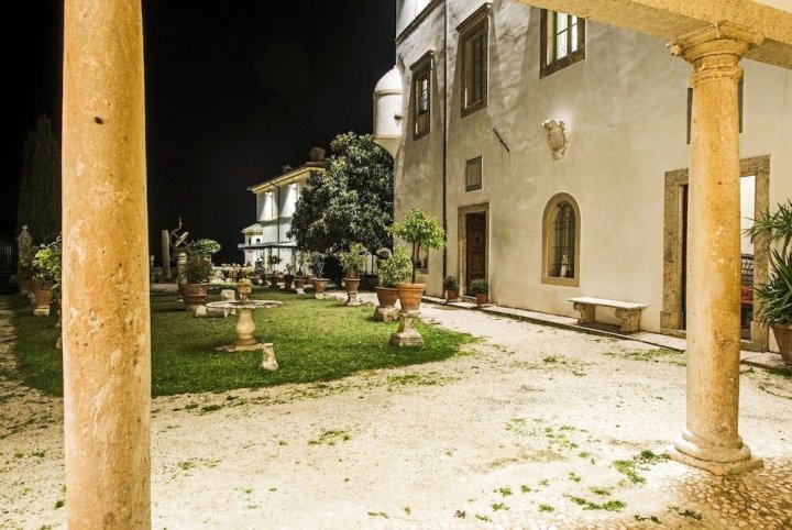 阿努恩扎伊尔塔别墅酒店(Villa Dell'Annunziata)