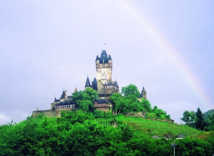 莫斯豪斯克里斯蒂娜住宿加早餐旅馆(Mosel-Pension Gästehaus Christiane, Brodenbach)