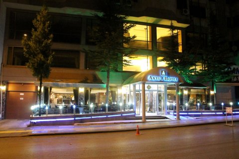 阿克亿兹酒店(Akyuz Hotel)