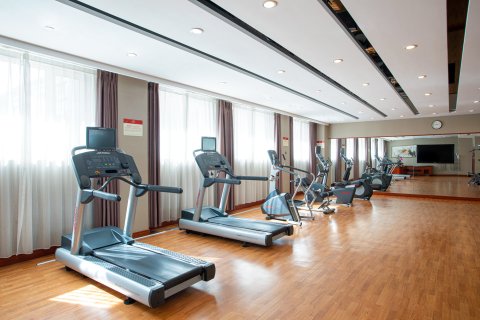 吉林紫光苑华美达酒店(万达广场店)