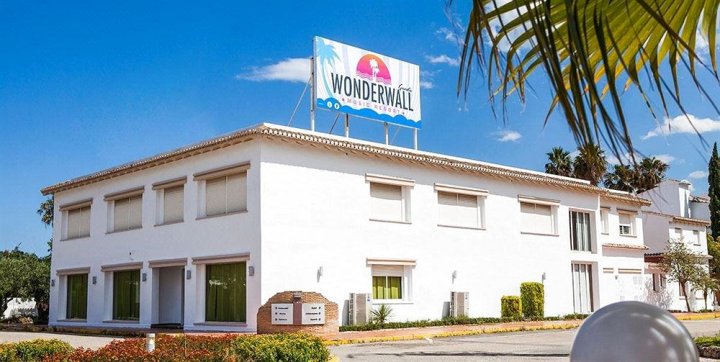 Wonderwall Music Resort