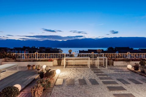 大理三分之一客栈