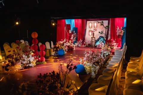 铂宫丽晶酒店(横州汽车站人民政府店)