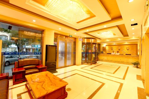 兰花桦酒店(利通店)