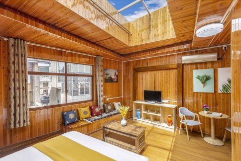 香格里拉往来客栈(独克宗古城店)