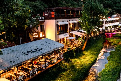 泰莲庭溪畔酒店