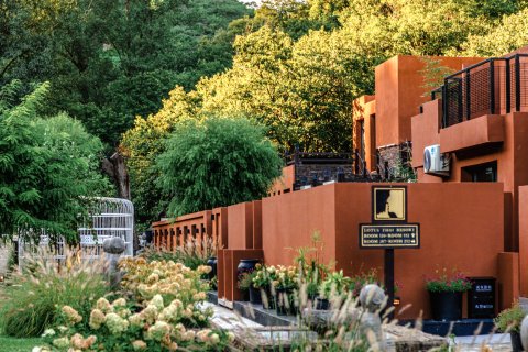 泰莲庭溪畔酒店