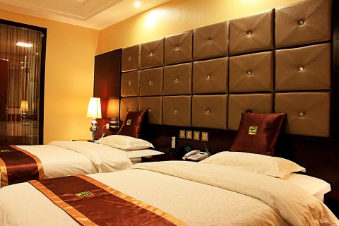 石棉维仕登大酒店