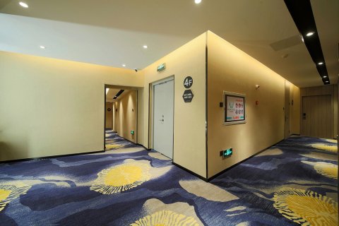 万澳酒店(厦门中山路鼓浪屿码头店)