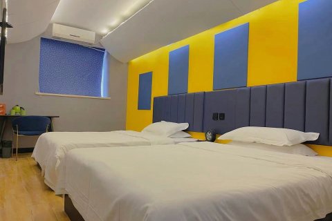 卡特创意酒店(长葛一峰城市广场店)