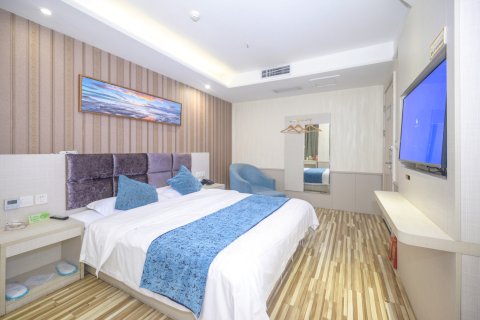 营山铂悦湾酒店(白塔公园店)