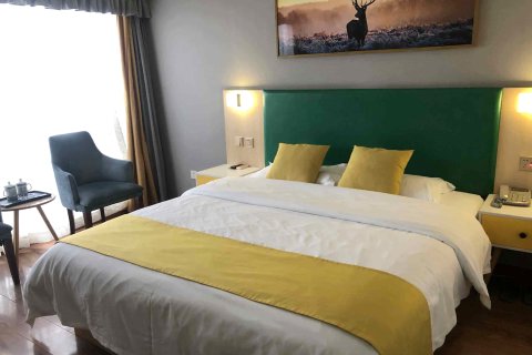 攀西印象酒店(成都武侯大道地铁站店)