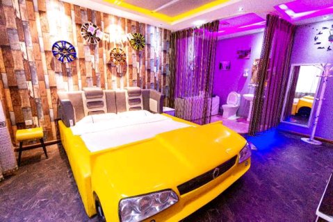 前郭艾尚星期八主题宾馆