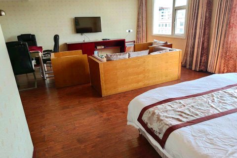 若尔盖县碧云天酒店