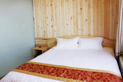 根河白桦林间宾馆