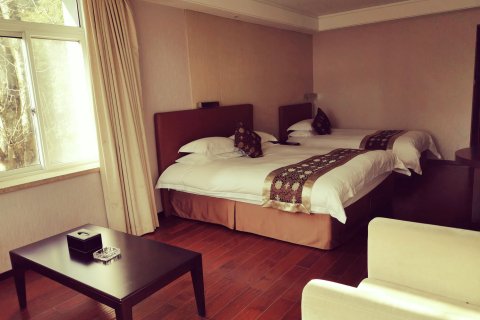 莫干山柒叶树下酒店