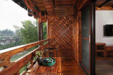 土司宣府(芙蓉镇大瀑布店)