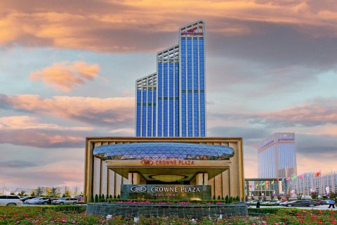 兰州皇冠假日酒店